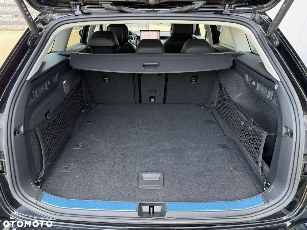 Skoda Superb 2.0 TDI SCR 4x4 Selection DSG - 27