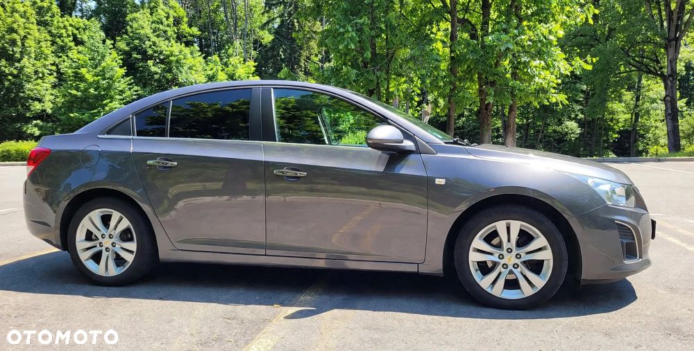 Chevrolet Cruze 1.8 LTZ - 3