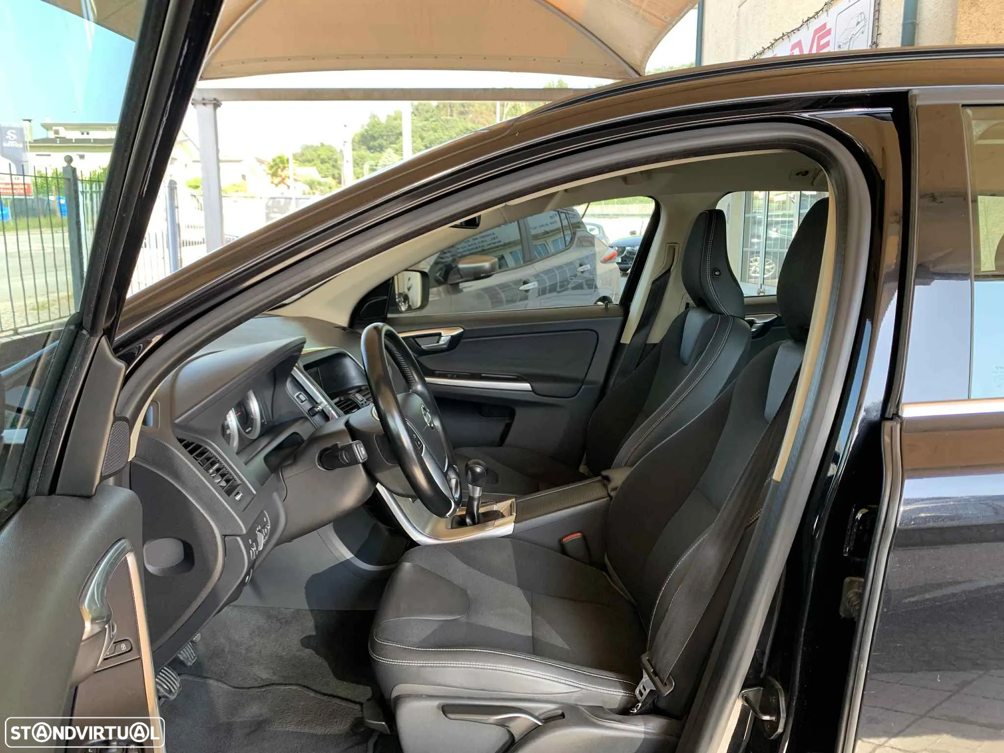 Volvo XC 60 2.0 D3 Drive Momentum Start/Stop - 12