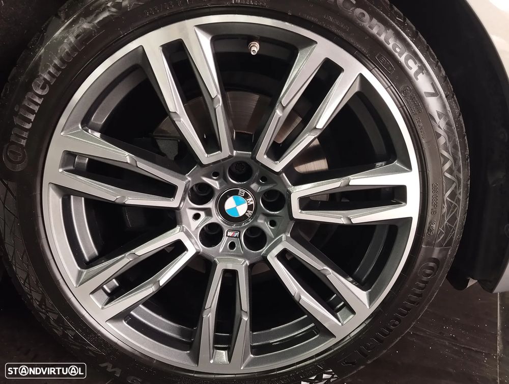 BMW 520 d Pack Desportivo M - 10