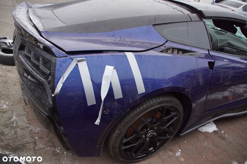 PAS TYLNY / WANNA CHEVROLET CORVETTE C7 RAMA - 5