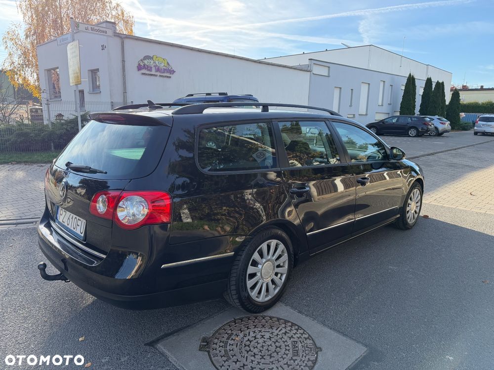 Volkswagen Passat 2.0 TDI Comfortline - 5