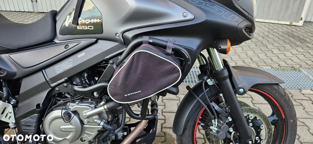 Suzuki V-STROM - 26