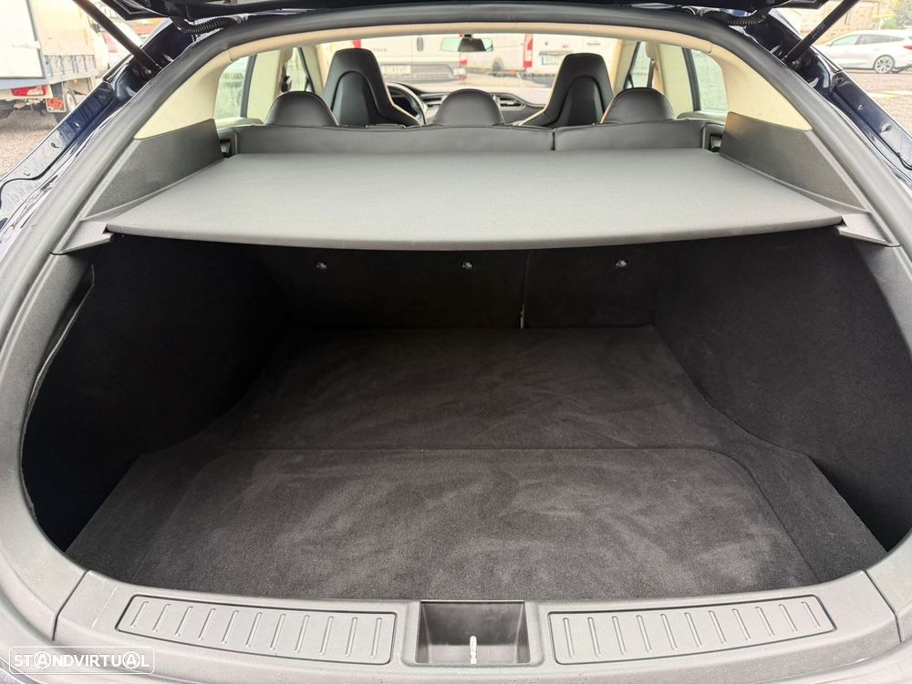 Tesla Model S 60 - 17