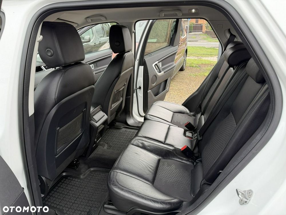 Land Rover Discovery Sport - 16
