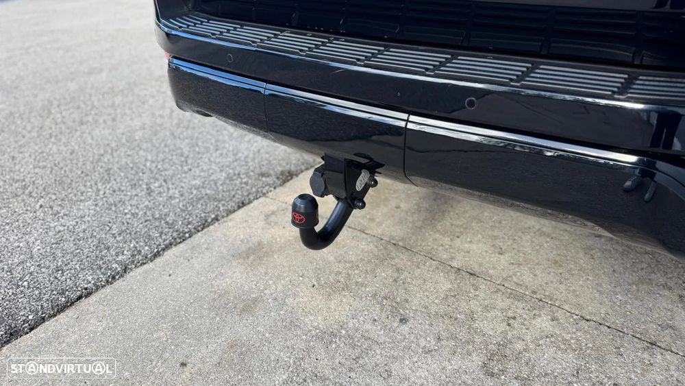 Toyota Land Cruiser LC 300 70th Anniversary - 22