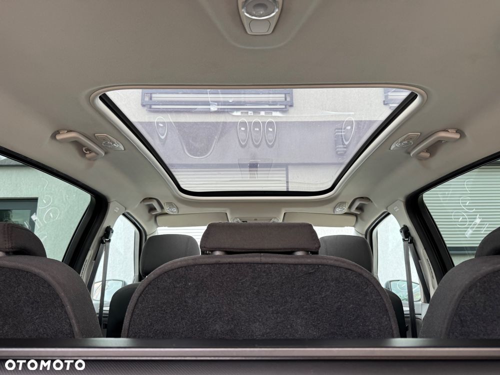 Ford S-Max 2.0 TDCi DPF Titanium - 22