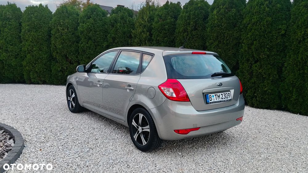 Kia Ceed 1.4 CVVT Spirit - 6