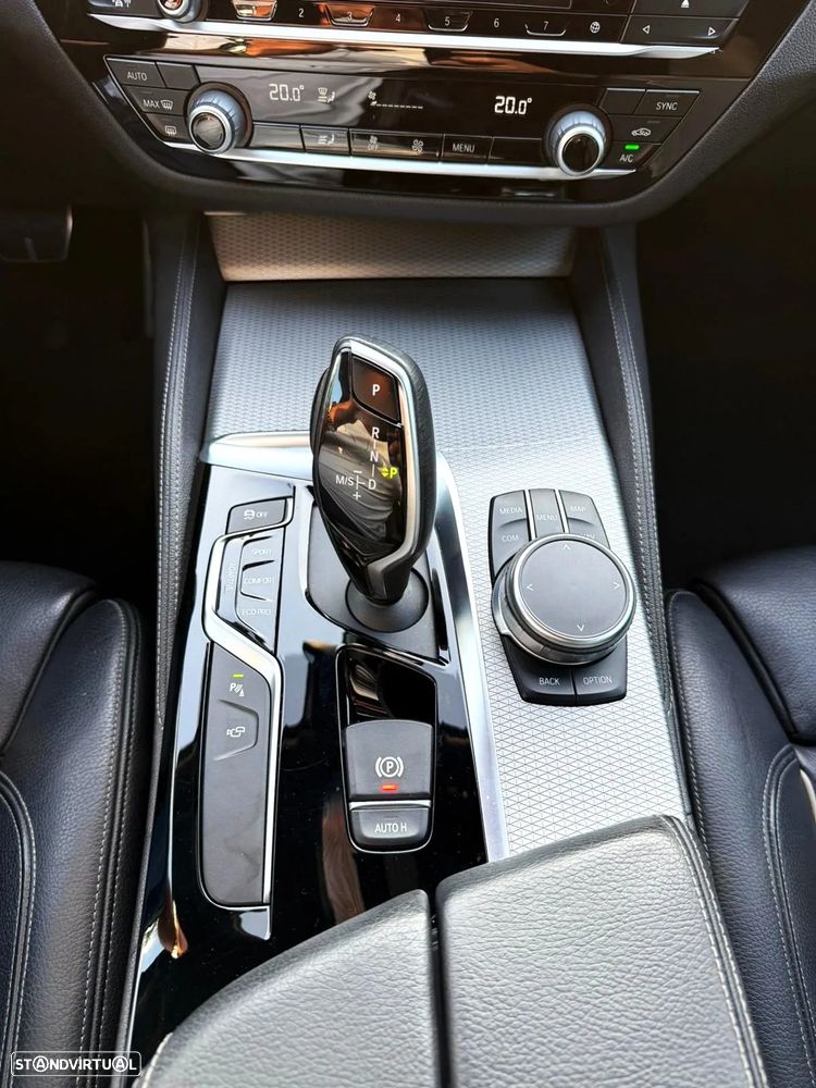BMW 520 d Pack M Auto - 17
