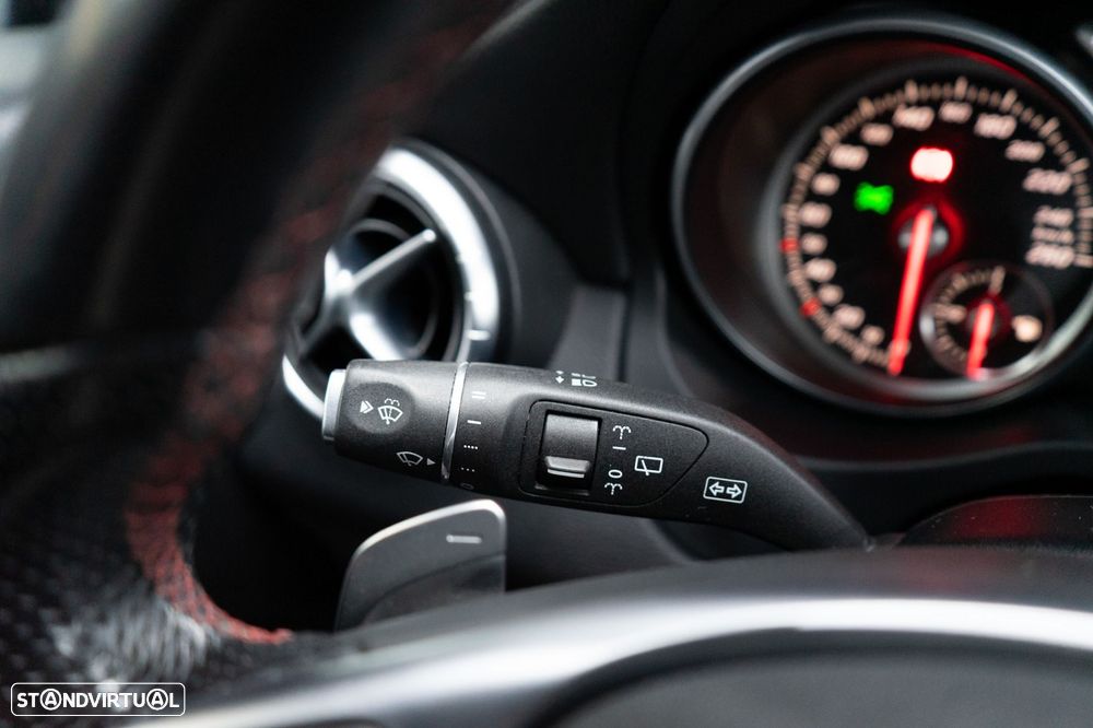 Mercedes-Benz CLA 220 d Shooting Brake AMG Line Aut. - 38