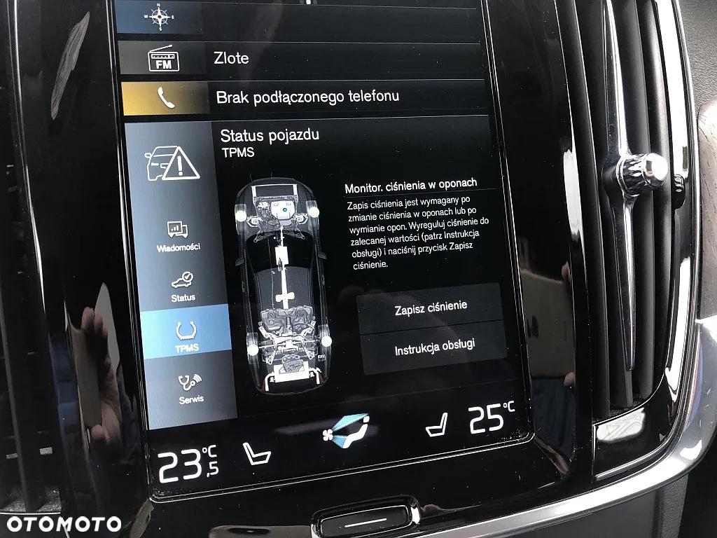 Volvo V90 Cross Country - 19