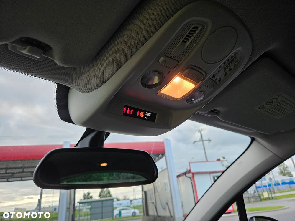 Citroën C4 e-HDi 110 EGS6 Stop/Start System Exclusive - 15