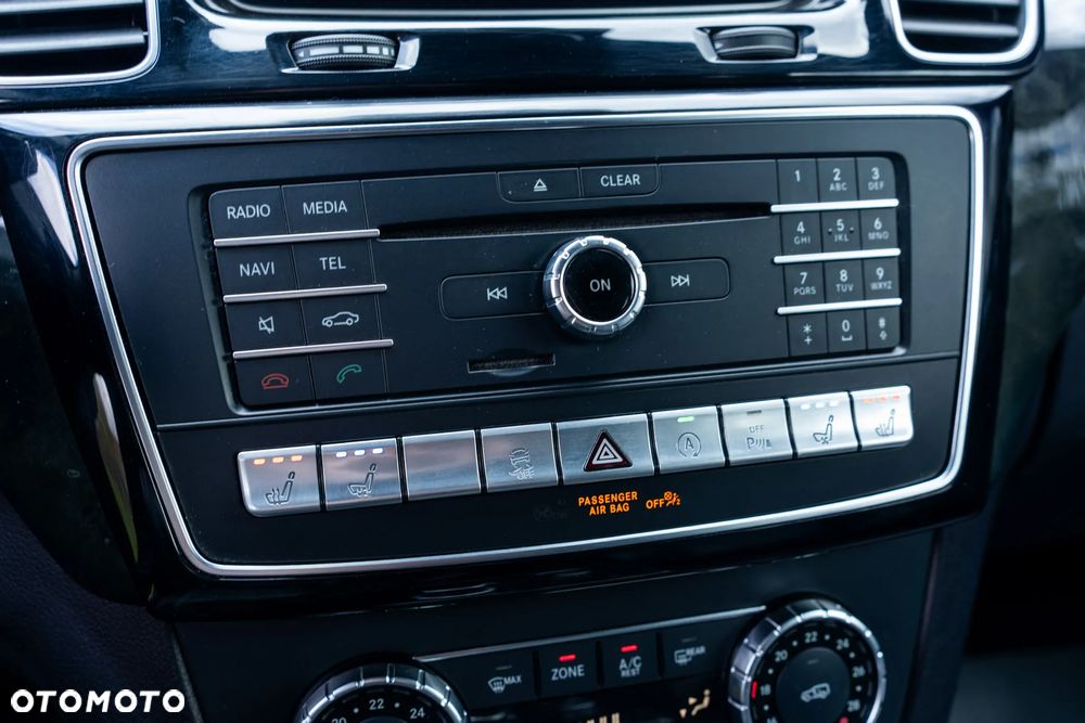 Mercedes-Benz GLE - 36