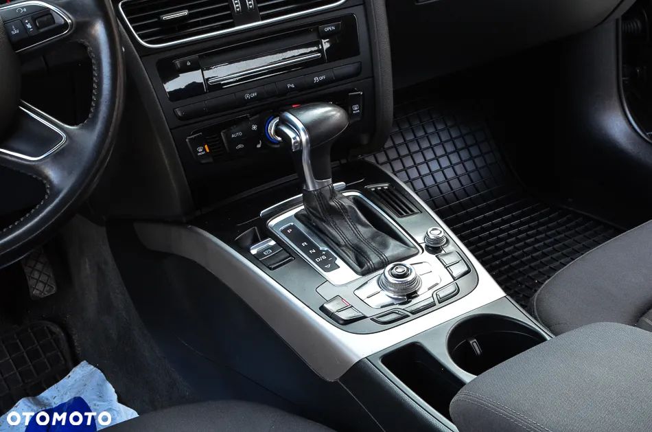 Audi A4 Avant - 23