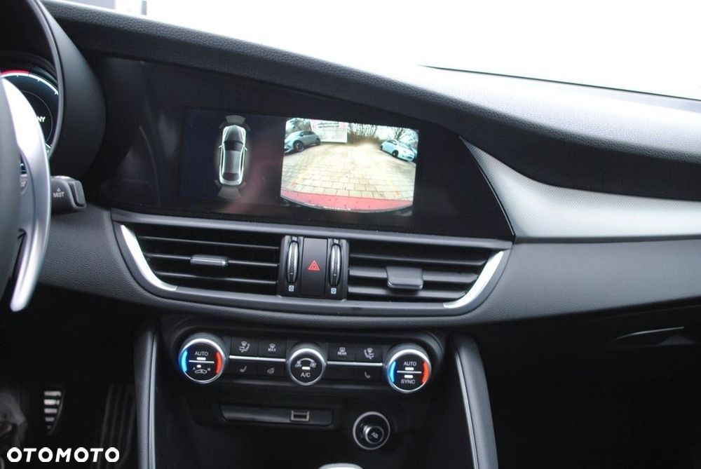 Alfa Romeo Giulia 2.0 Turbo Veloce Q4 - 10