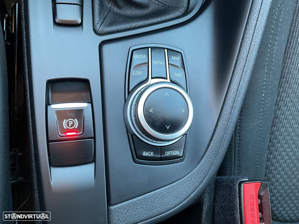 BMW X1 16 d sDrive Corporate Edition Auto - 28