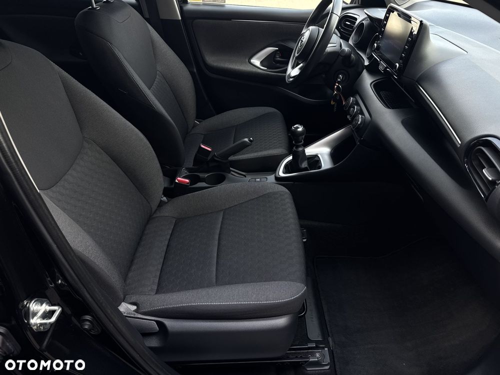 Toyota Yaris - 14