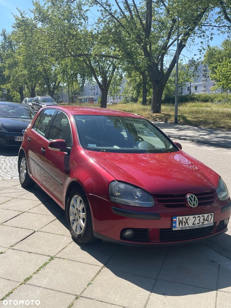 Volkswagen Golf V 1.9 TDI Comfortline - 17