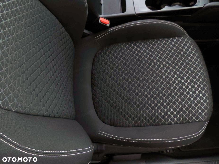 Ford Kuga - 7