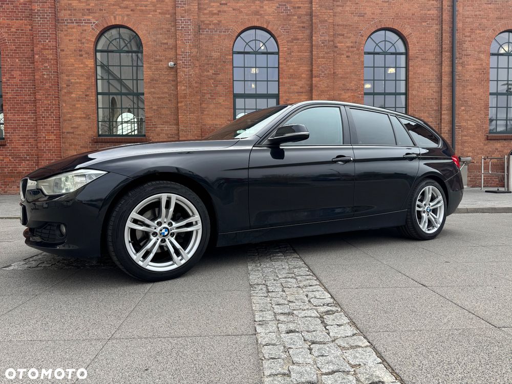 BMW Seria 3 318d - 4