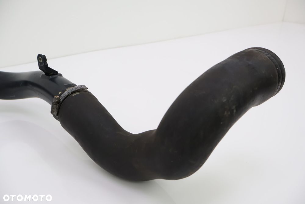 VOLVO V70 RURA INTERCOOLERA 8638967 - 3