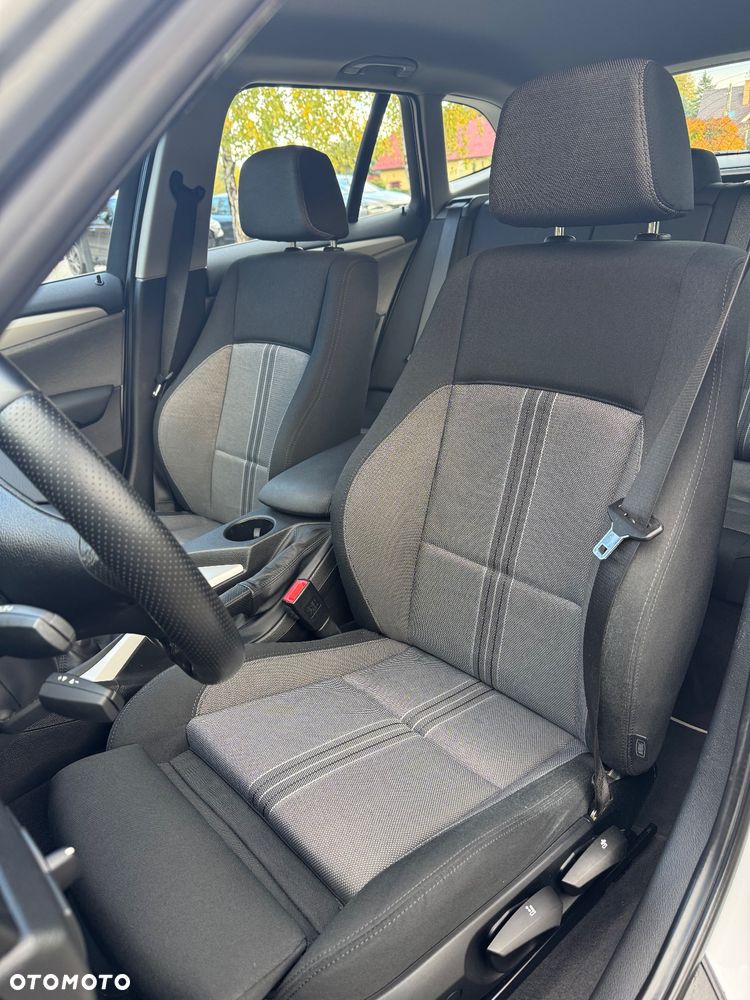 BMW X1 sDrive20i - 17
