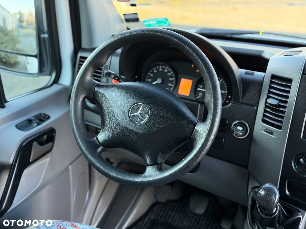 Mercedes-Benz SPRINTER 519CDI - 24