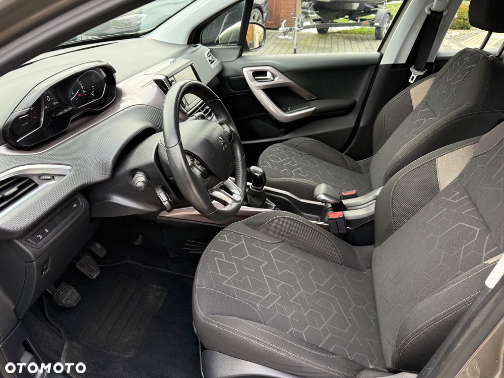 Peugeot 2008 PureTech 82 Active - 22