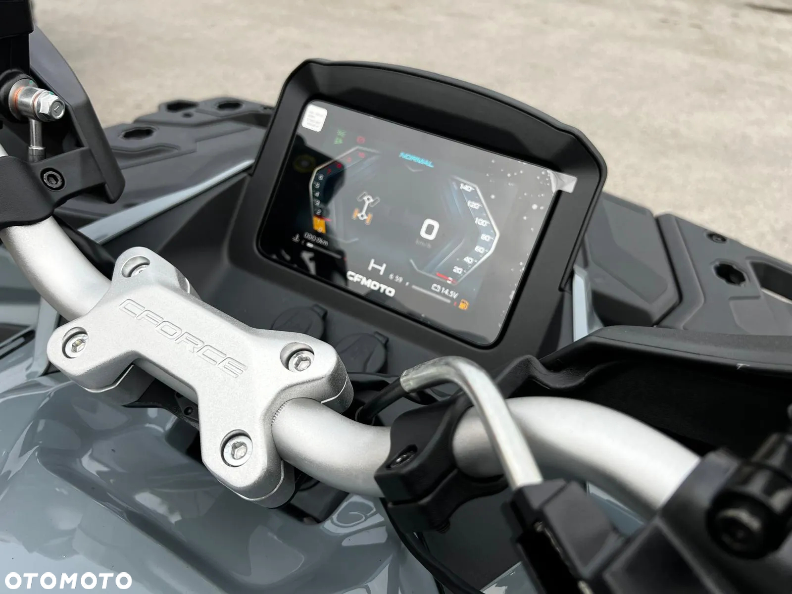 CFMoto CForce - 9