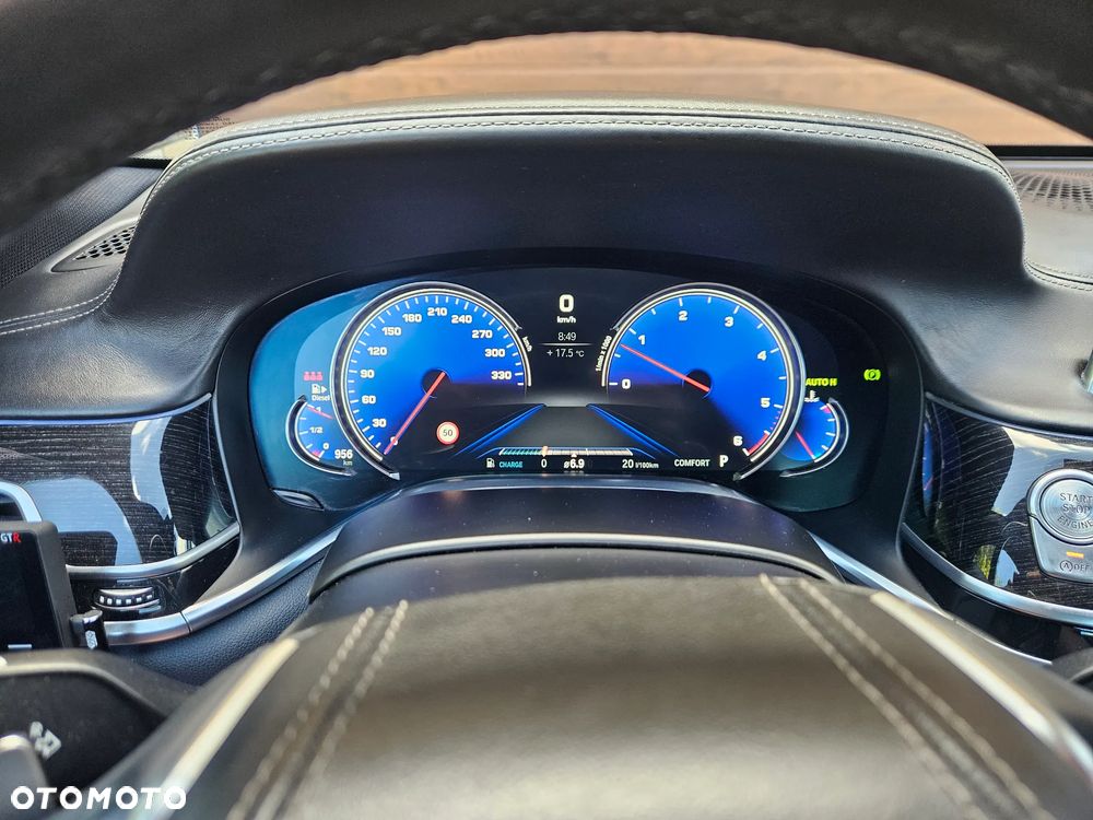 BMW Seria 7 730d xDrive - 18