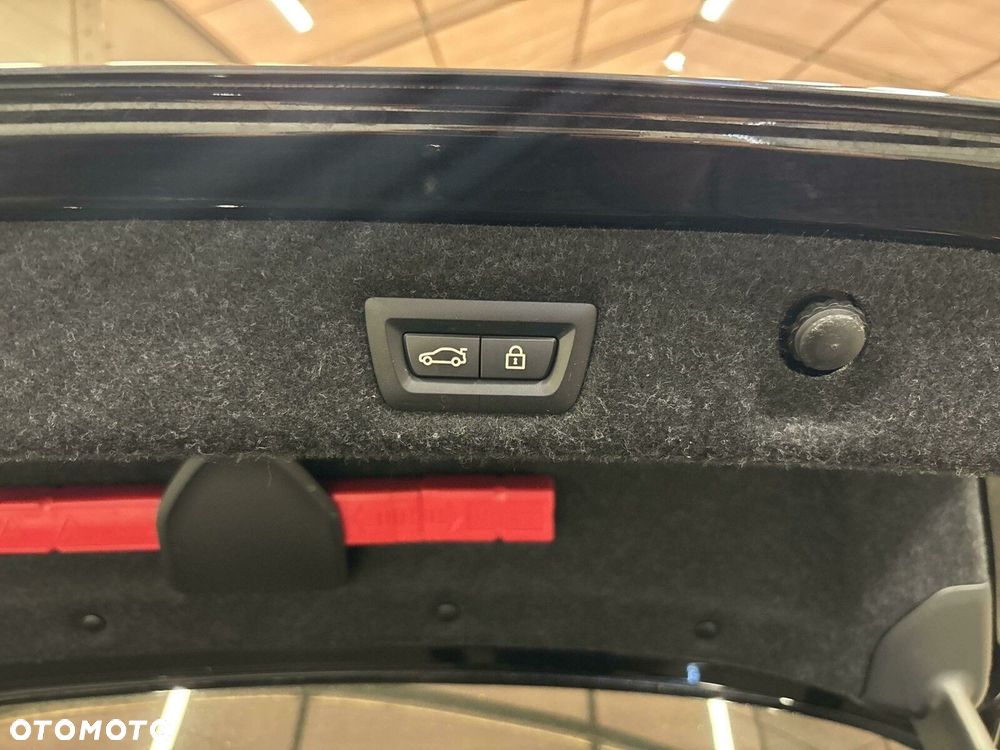 BMW Seria 5 520i mHEV M Sport sport - 13