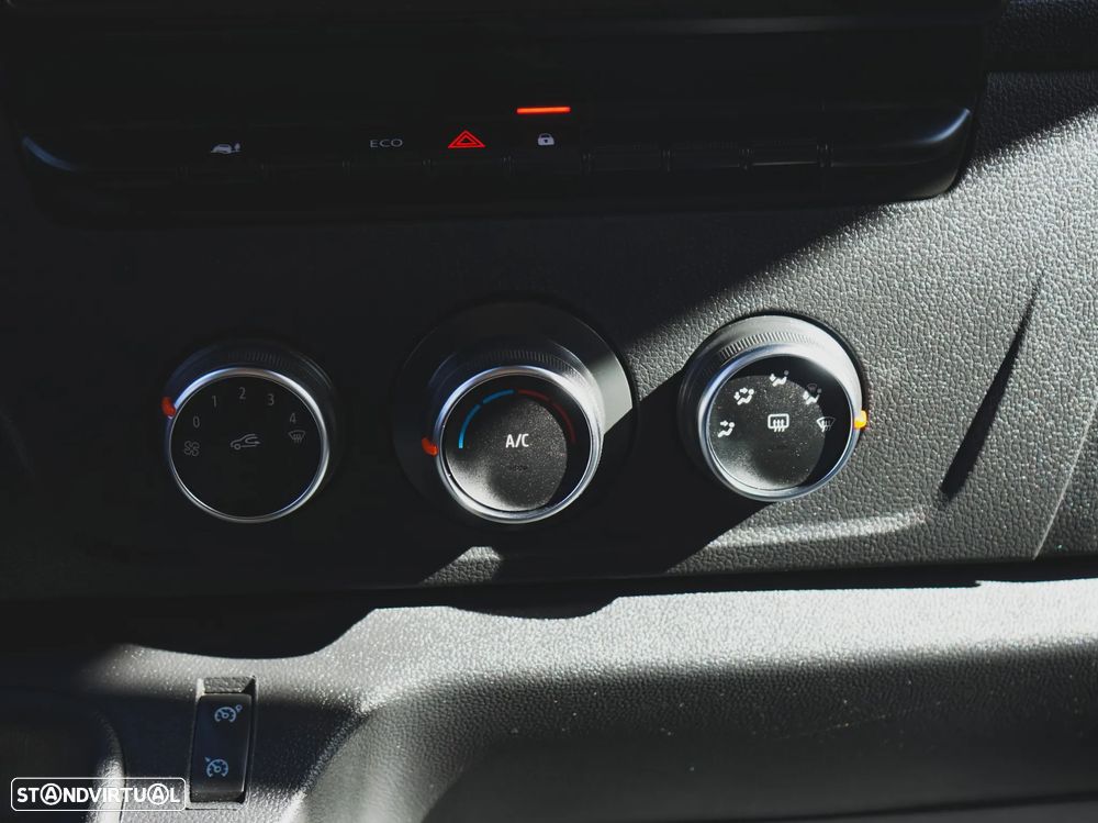 Renault RENAULT MASTER III  2.3 DCI 180 - 19