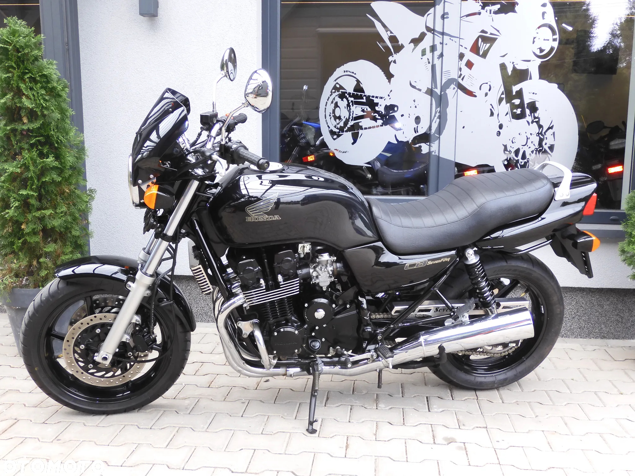 Honda CB - 28