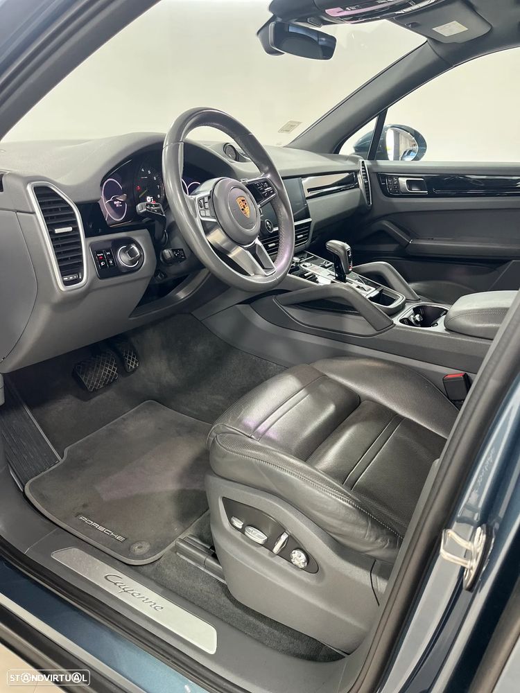 Porsche Cayenne E-Hybrid - 9