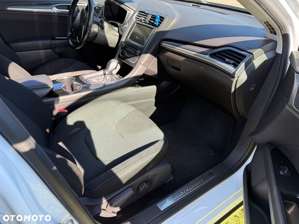 Ford Mondeo 2.0 TDCi Edition PowerShift - 19
