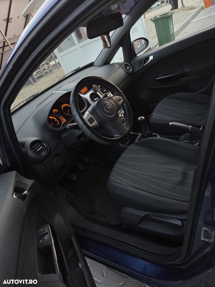 Opel Corsa 1.3 CDTI - 10