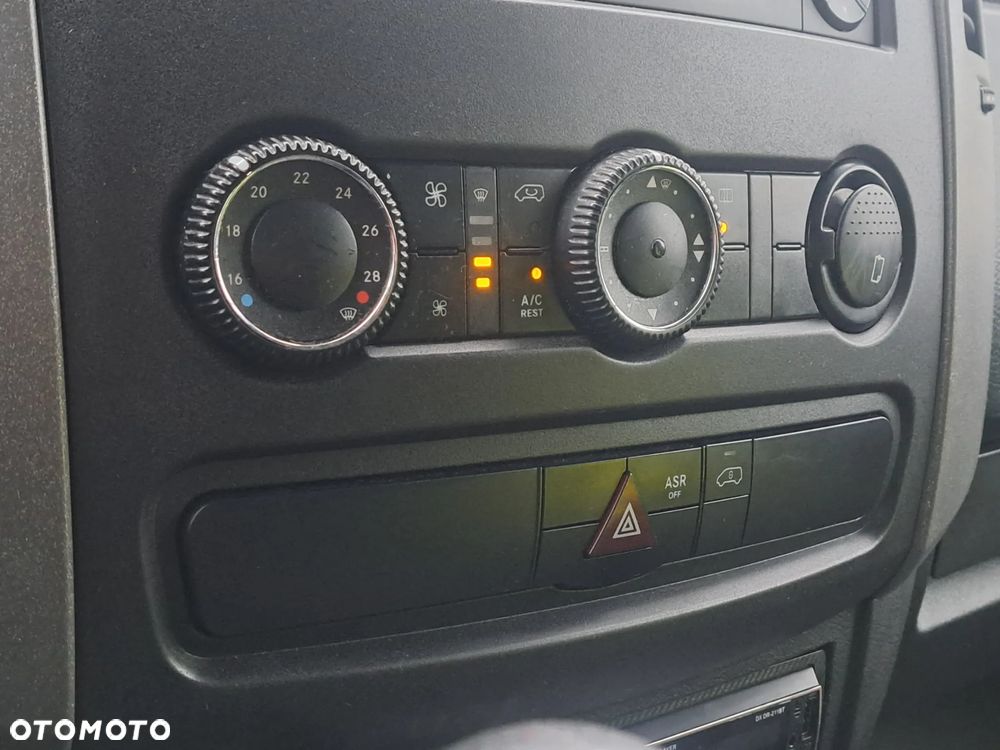 Volkswagen Crafter - 16