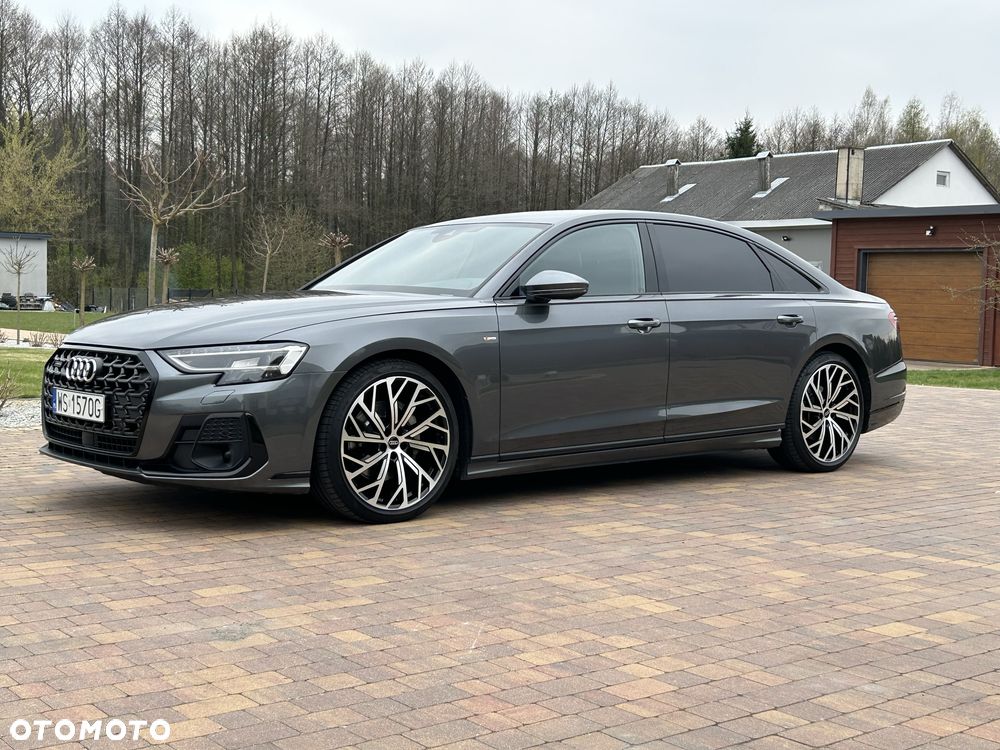 Audi A8 - 1