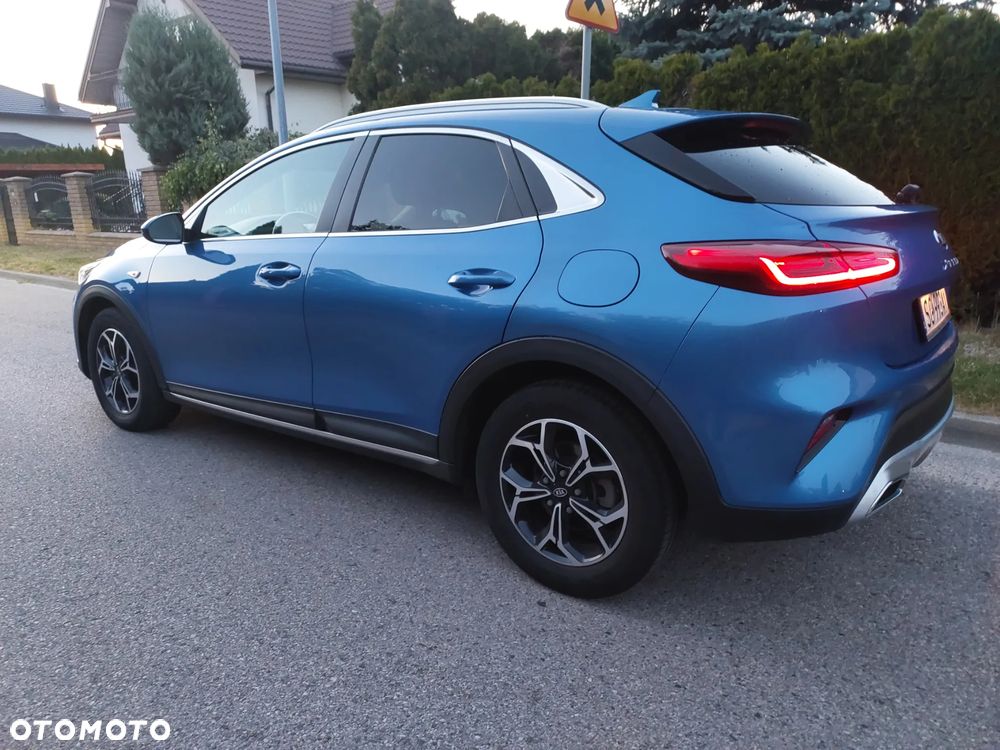 Kia XCeed 1.4 T-GDI M DCT - 2