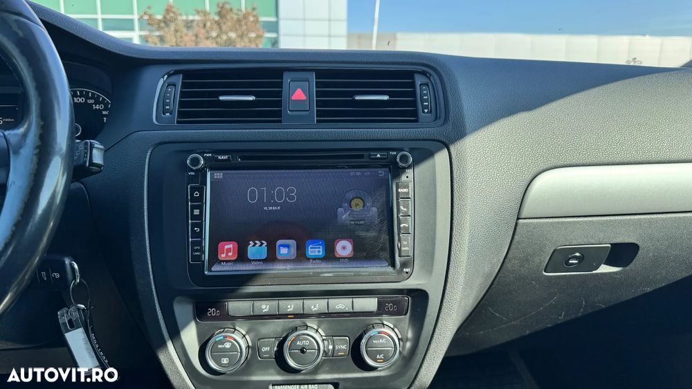 Volkswagen Jetta 1.6 TDI CR DPF Comfortline - 14