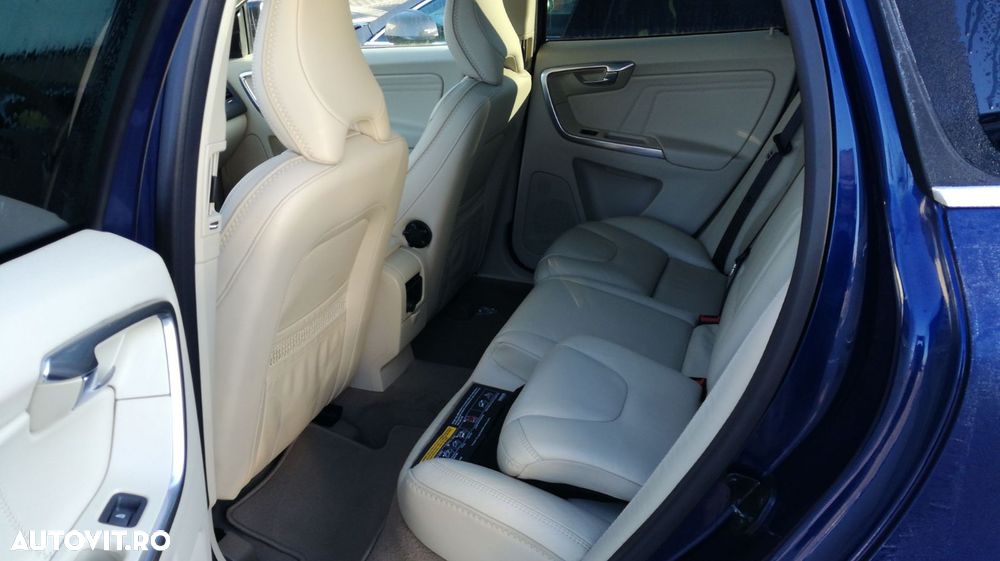 Volvo XC 60 D3 AWD Aut. Ocean Race - 8