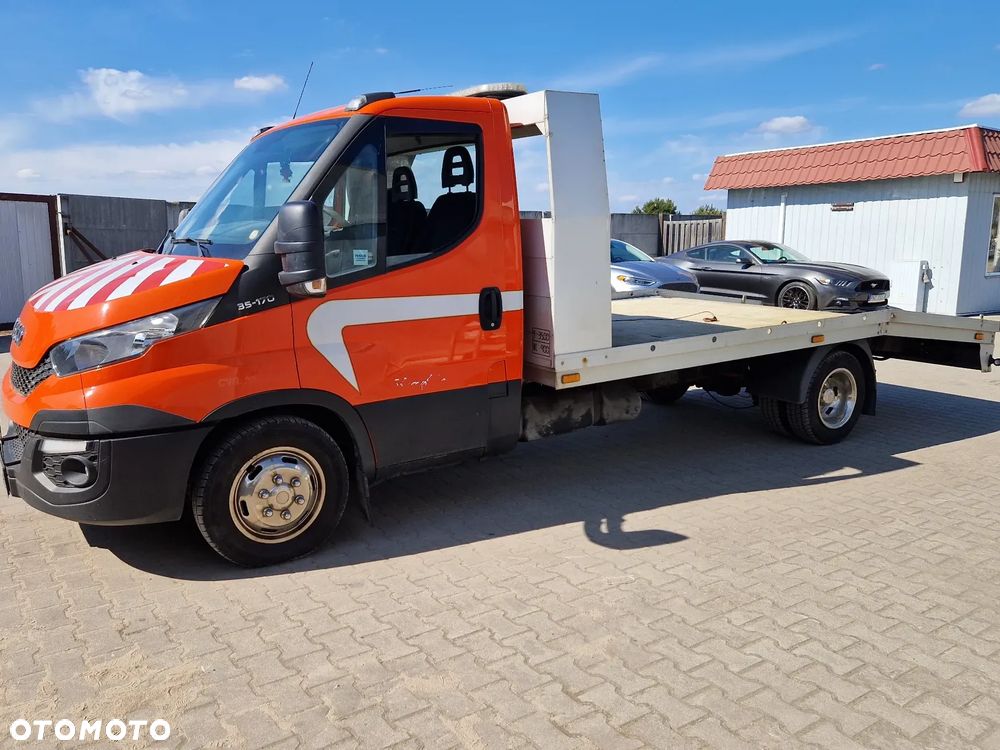 Iveco Daily do 3,5T 3.0 170 PS Na Blizniakach Laweta Pomoc Droga Najazd - 9