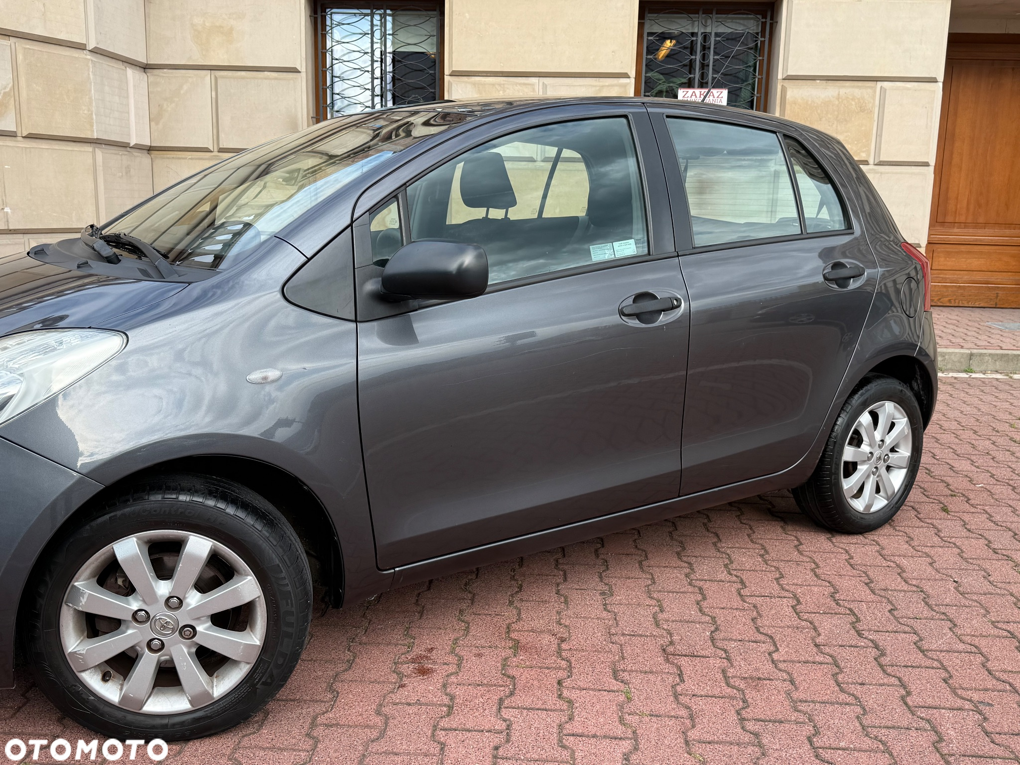 Toyota Yaris 1.3 Luna A/C - 4