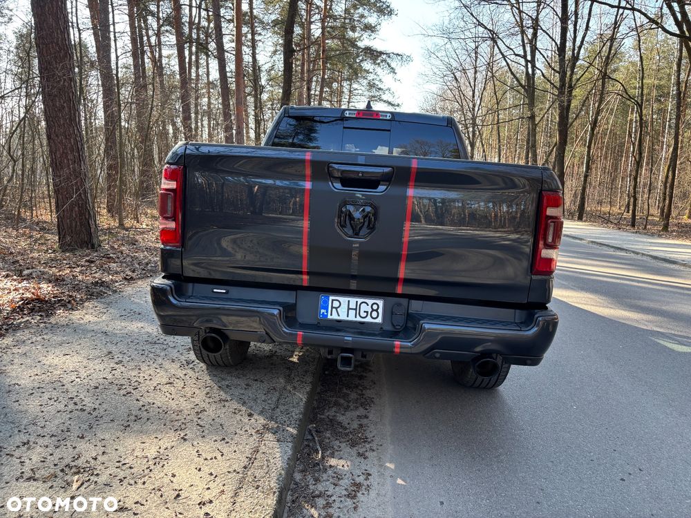 RAM 1500 Crew Cab Shortbed Bighorn - 9