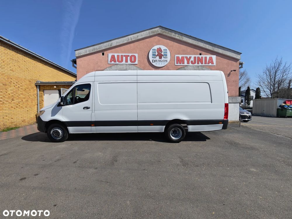 Mercedes-Benz Sprinter - 7