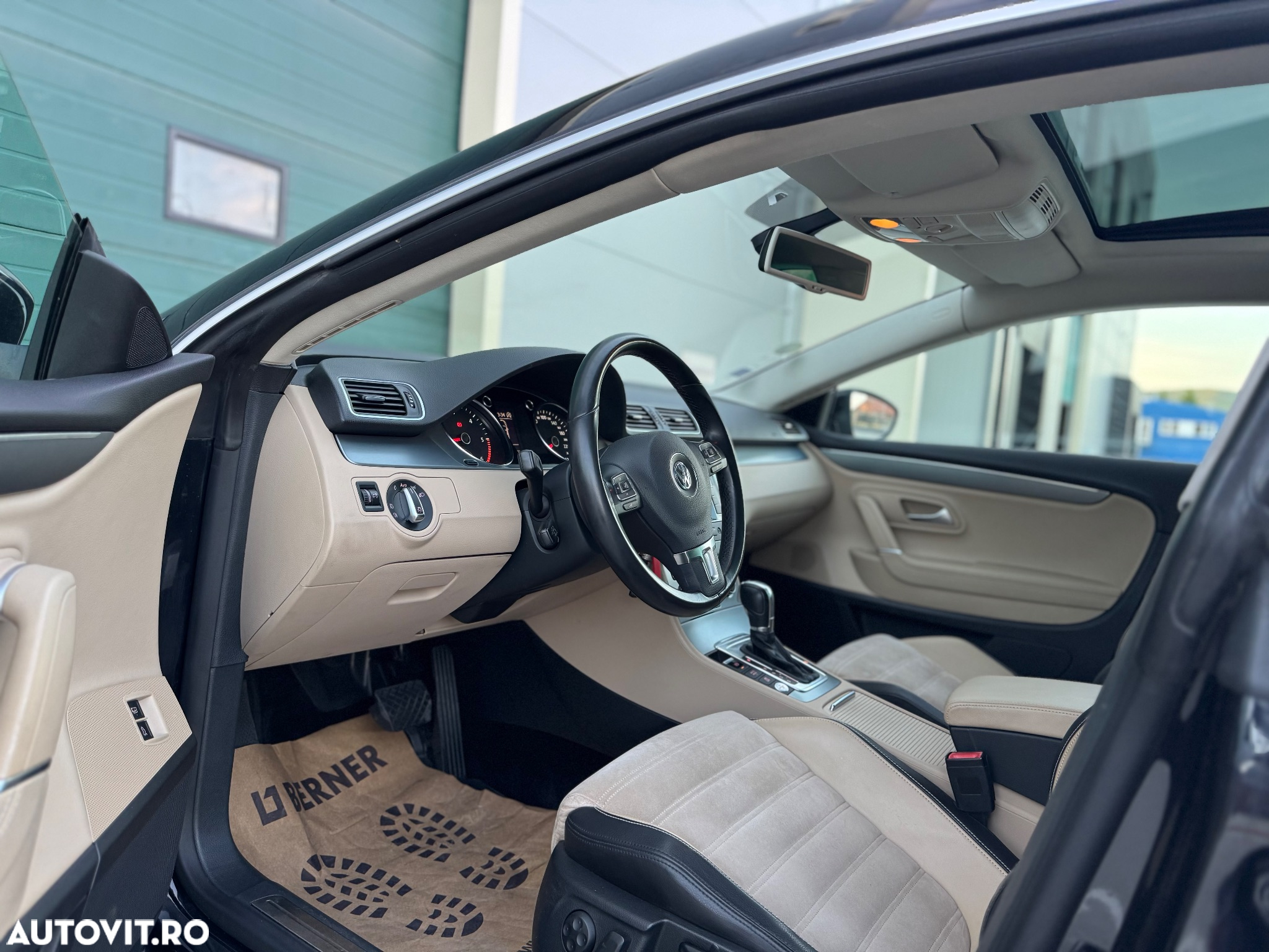 Volkswagen Passat CC - 9