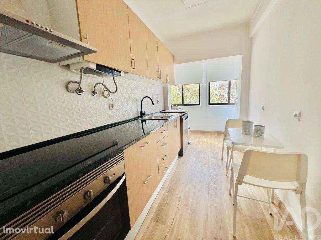 Apartamento T1 em Tavira (Santa Maria e Santiago) de 66,00 m2 - Grande imagem: 3/13