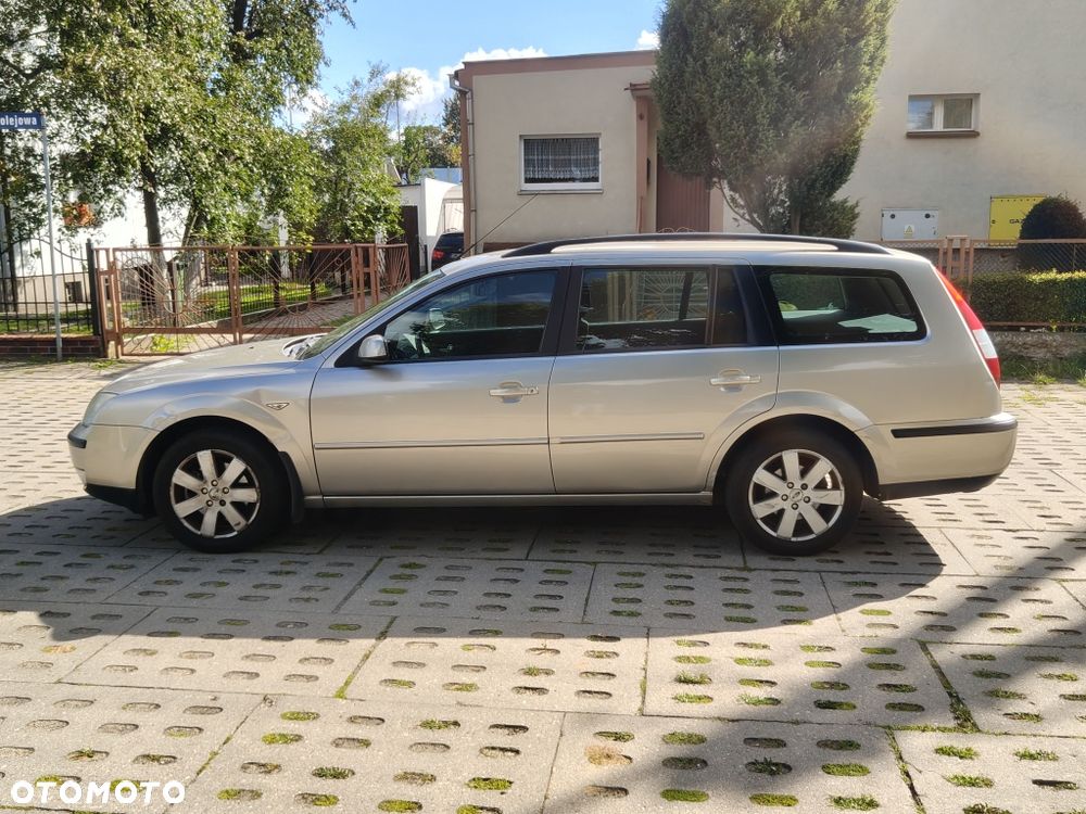 Ford Mondeo - 4