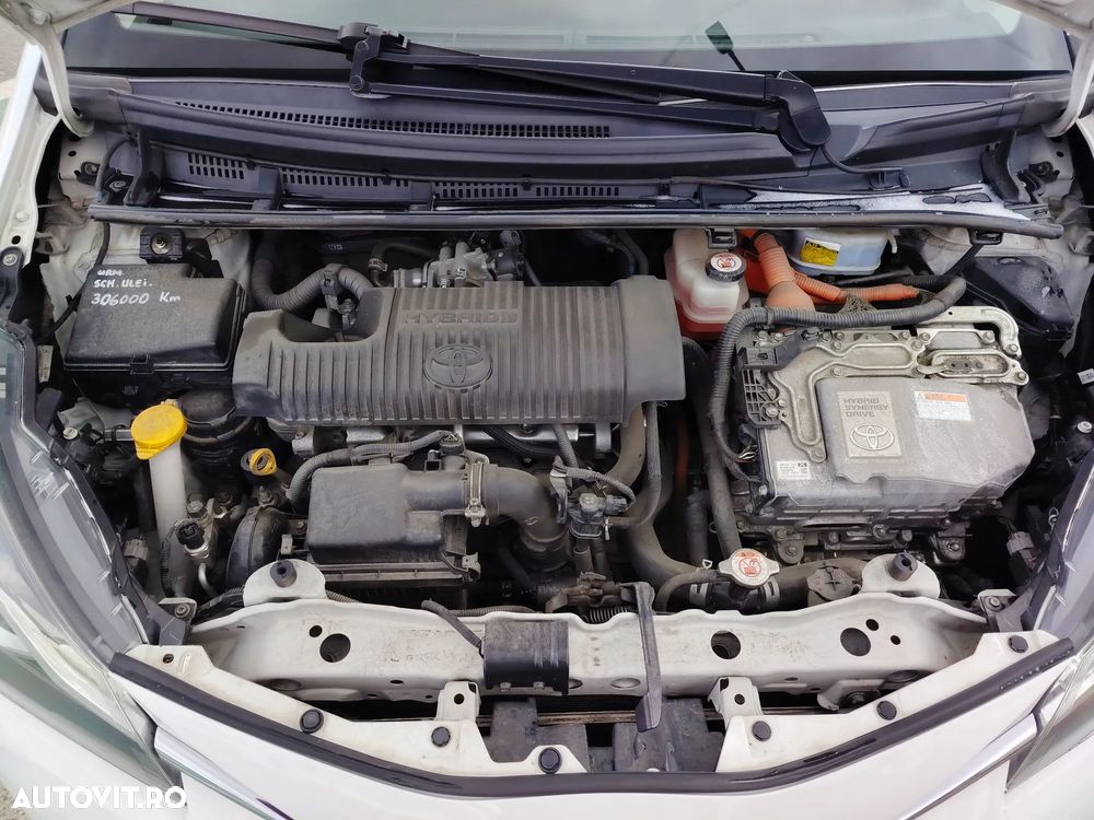 Toyota Yaris 1.5 VVT-i HSD Active - 12