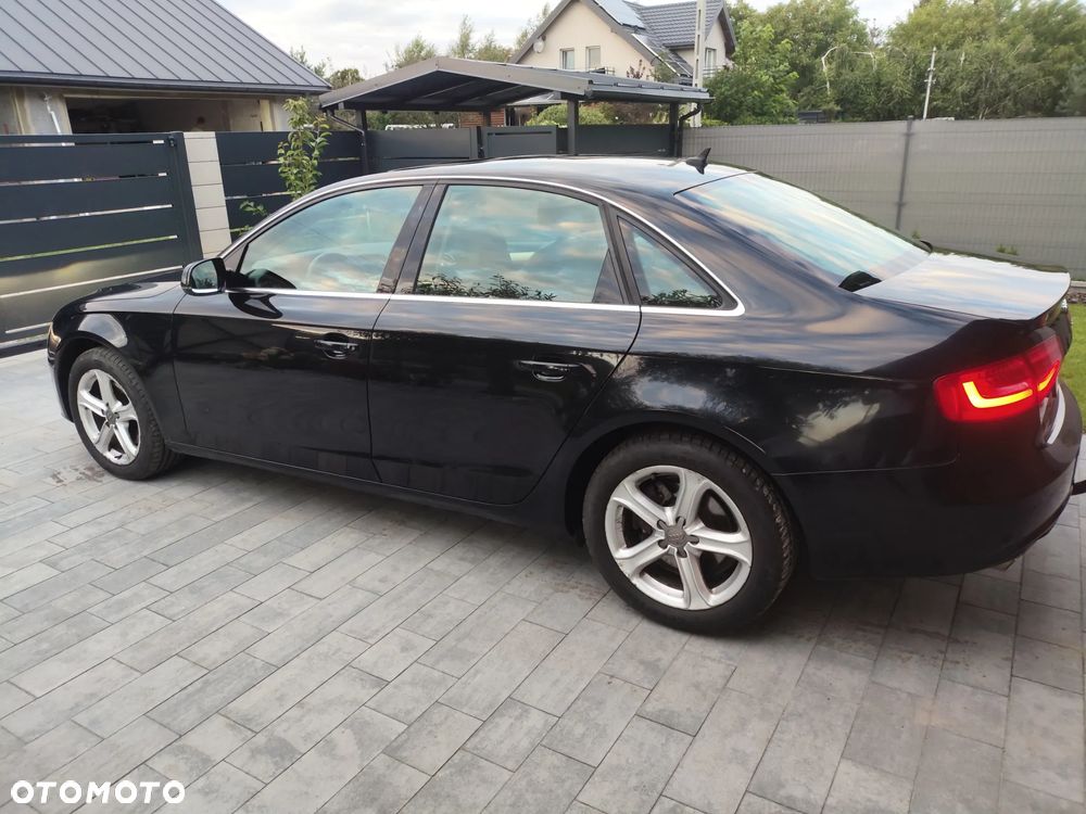 Audi A4 Limousine 2.0 TDI DPF Ambiente - 1